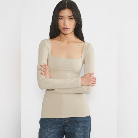 NWT Aritzia Contour Squareneck Hip Longsleeve M - Picture 1 of 9